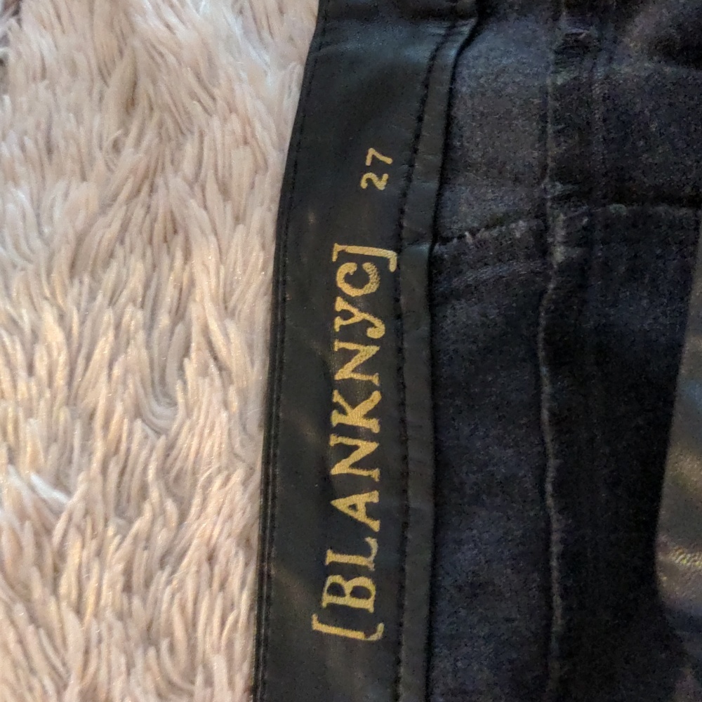BlankNyc Faux Leather Skinny Pants Ankle Zip Black Size 27 Mid to Low Rise - Picture 9 of 11